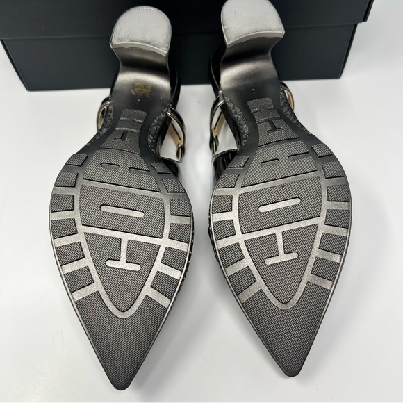 Coach Nikola Slingback - Picture 6 of 8